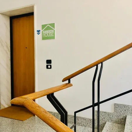 Green-house Bed & Breakfast